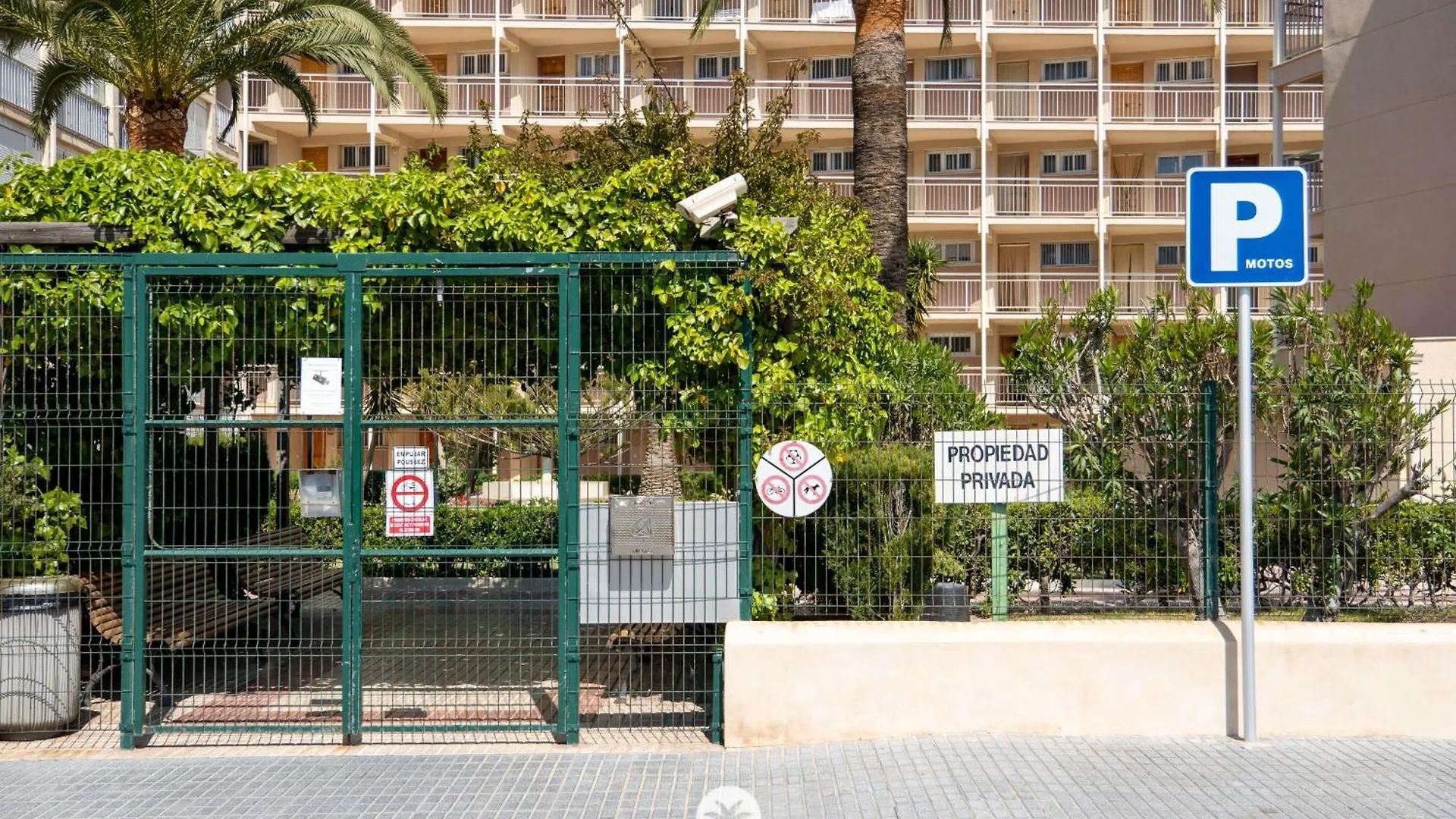 Apartment Mediterranean Way - Paradis Playa Seafront La Pineda Spain
